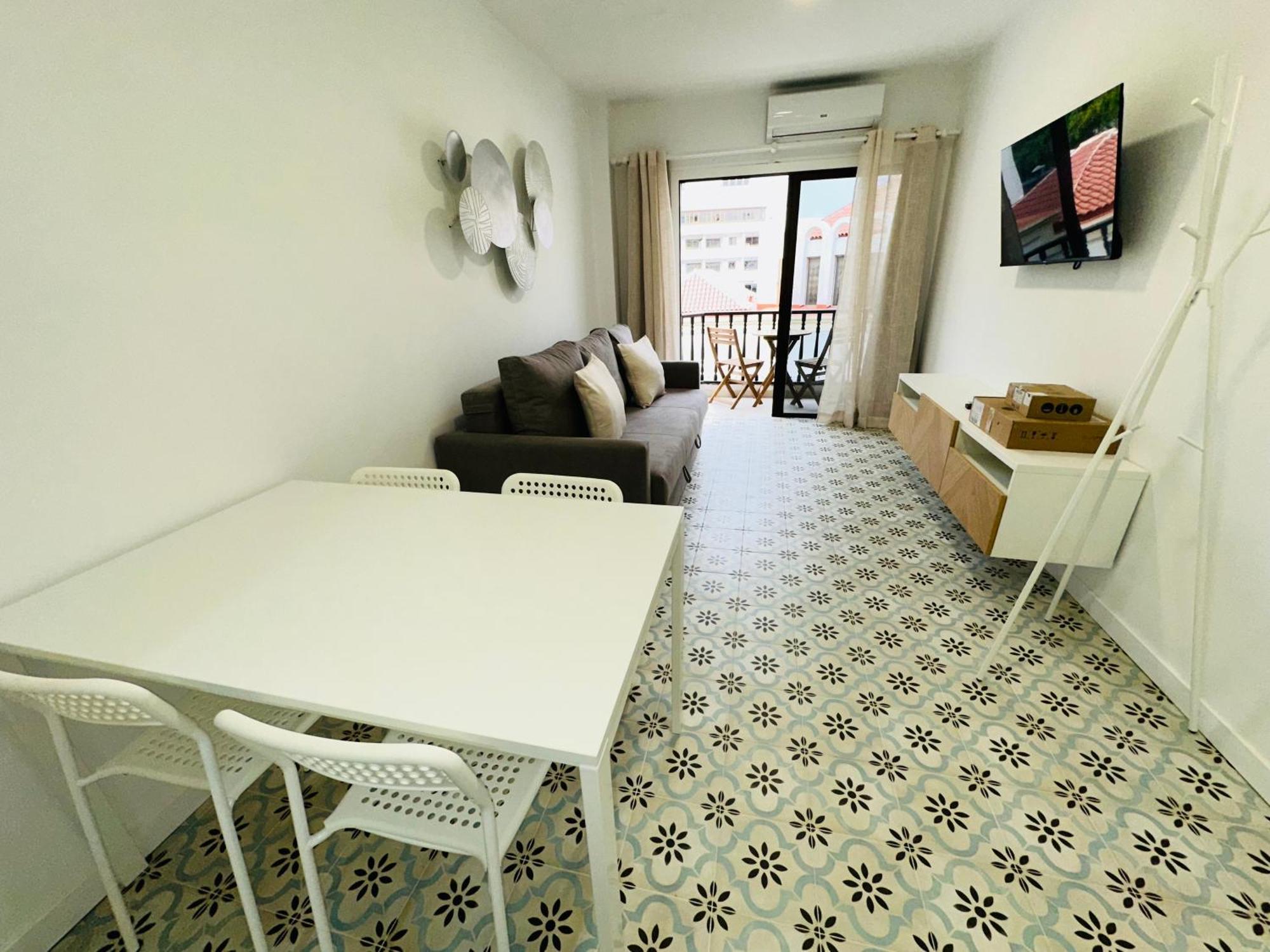 Central Flat Los Cristianos Square Guincho  Exterior foto